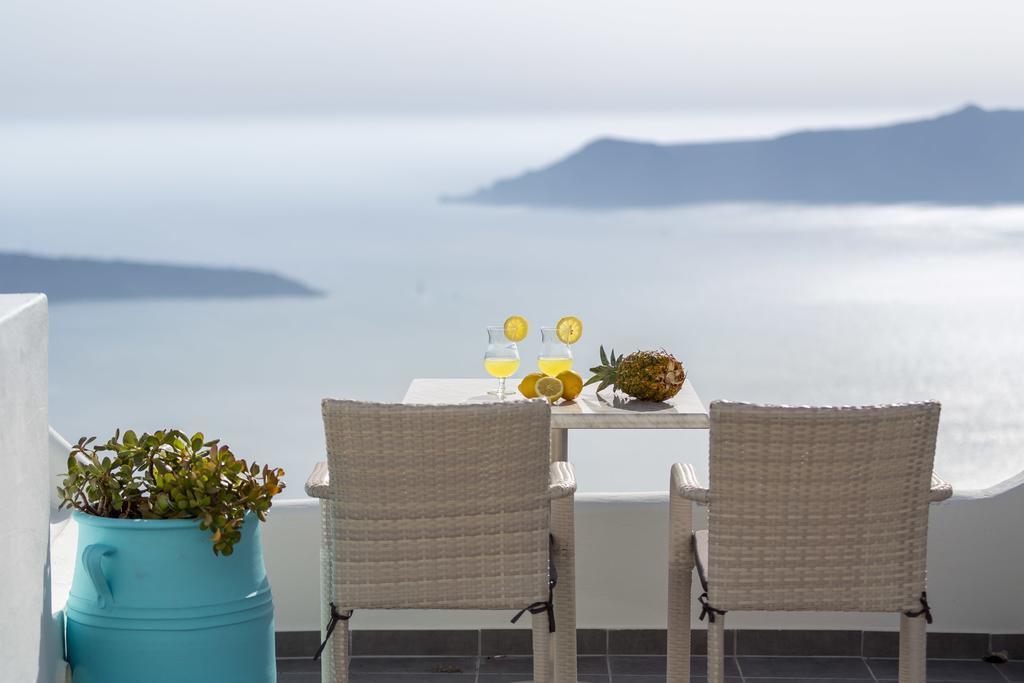 Remvi Suites Firosztefáni Kültér fotó